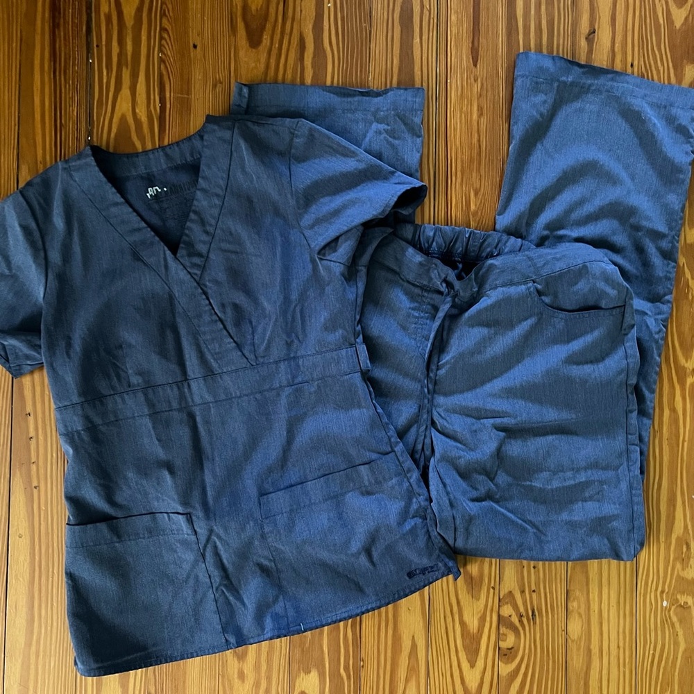Grey’s Anatomy Heathered Blue XS Scrub Set